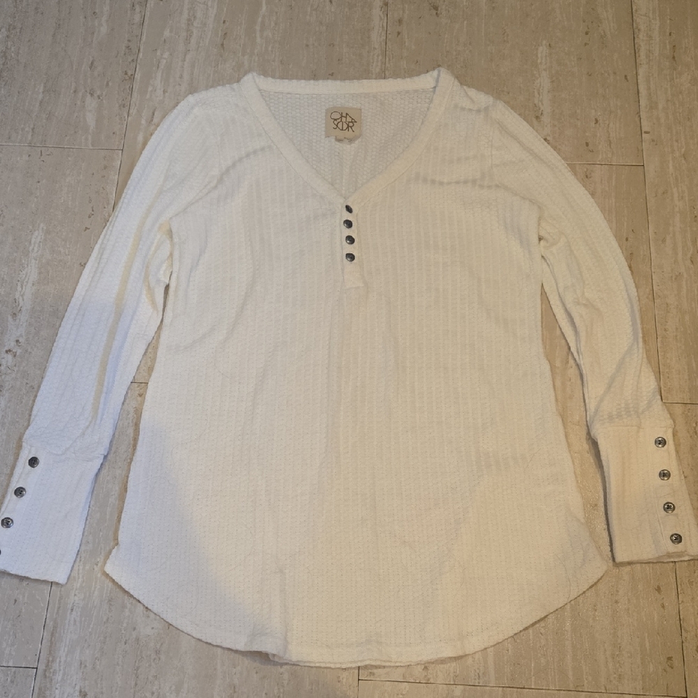 Chaser Oversized Vneck/Button Waffle Knit Pattern… - image 1